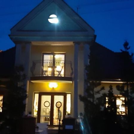 Korab Wiselka & Spa Hotel Exterior photo